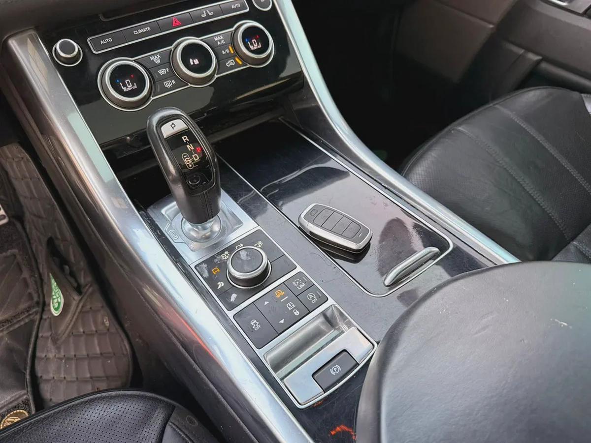 Range Rover Sport, 2017 American specs, in excellent condition,-14-14