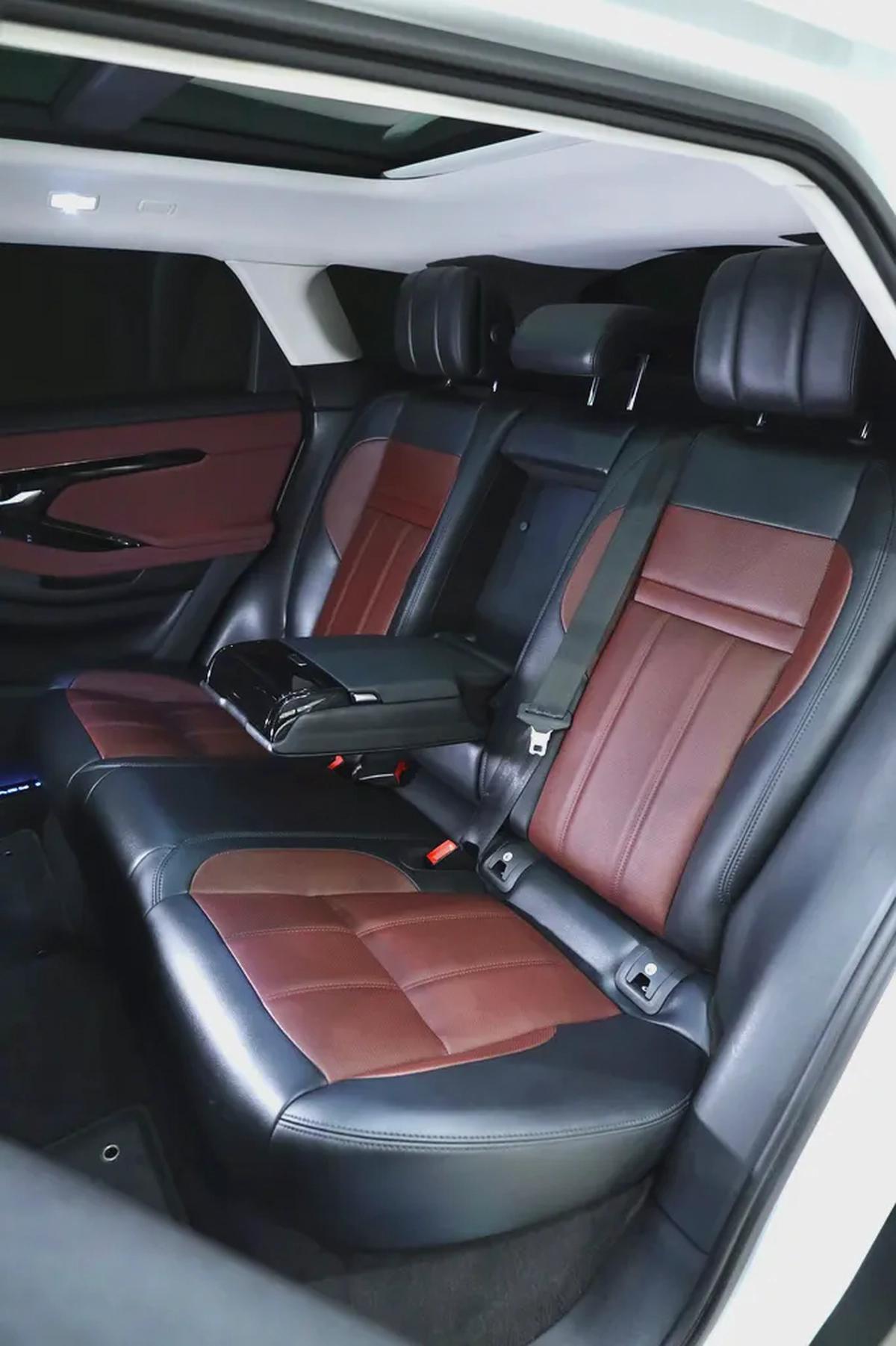 Land Rover Range Rover Evoque HSE Dynamic-8-8