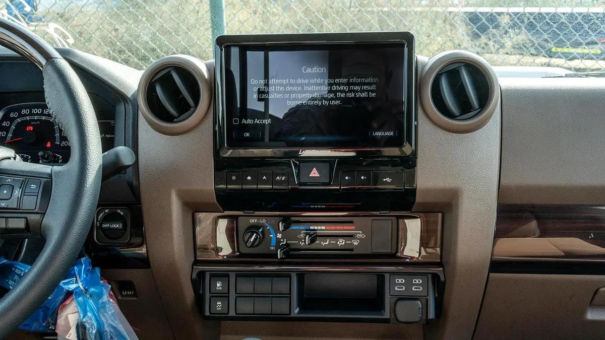 2026 Toyota LC79 2.8L MT Diesel-18-18