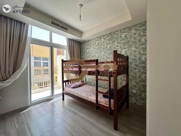 Furnished 3 Bed Townhouse with Balcony| Vacant
