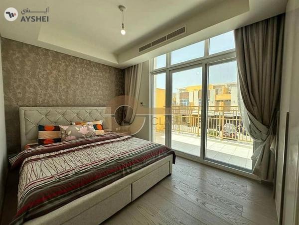 Furnished 3 Bed Townhouse with Balcony| Vacant