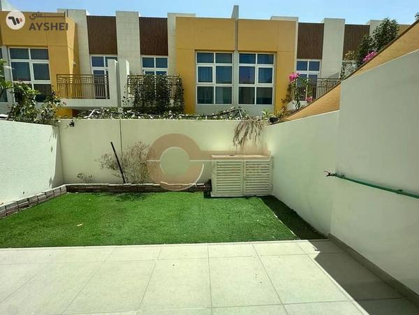 Furnished 3 Bed Townhouse with Balcony| Vacant