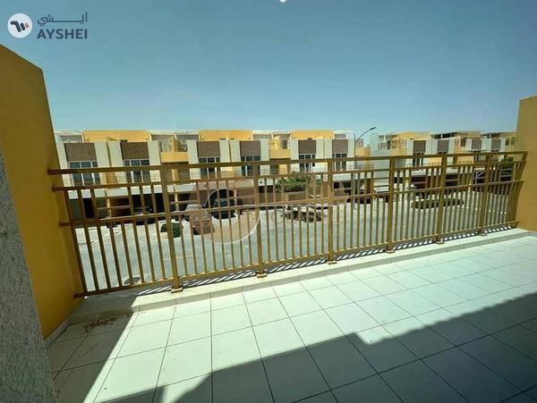Furnished 3 Bed Townhouse with Balcony| Vacant
