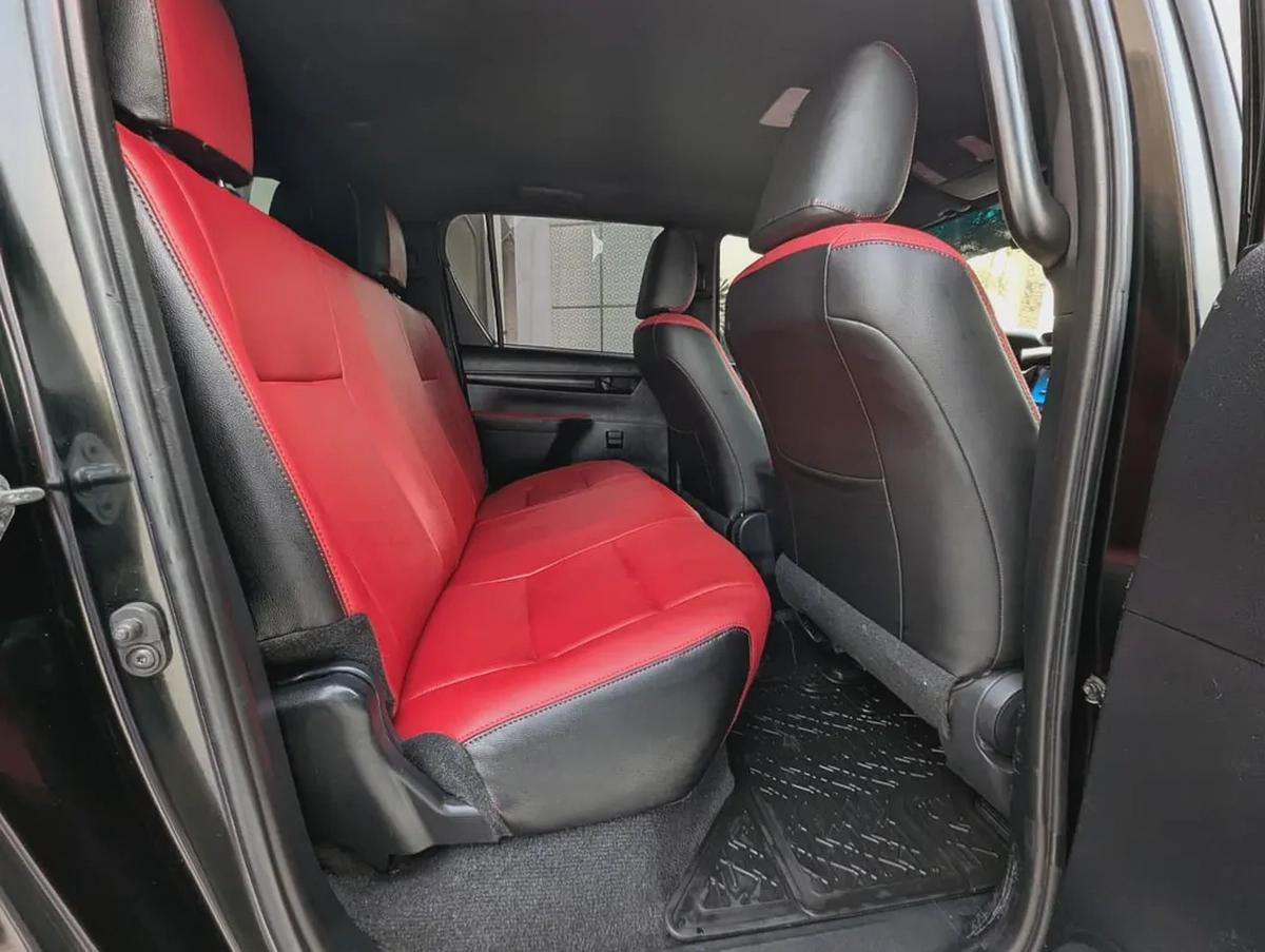 Toyota Hilux Adventure 2022 Facelifted 2026 - GCC Specs - Excellent Condition-4-4