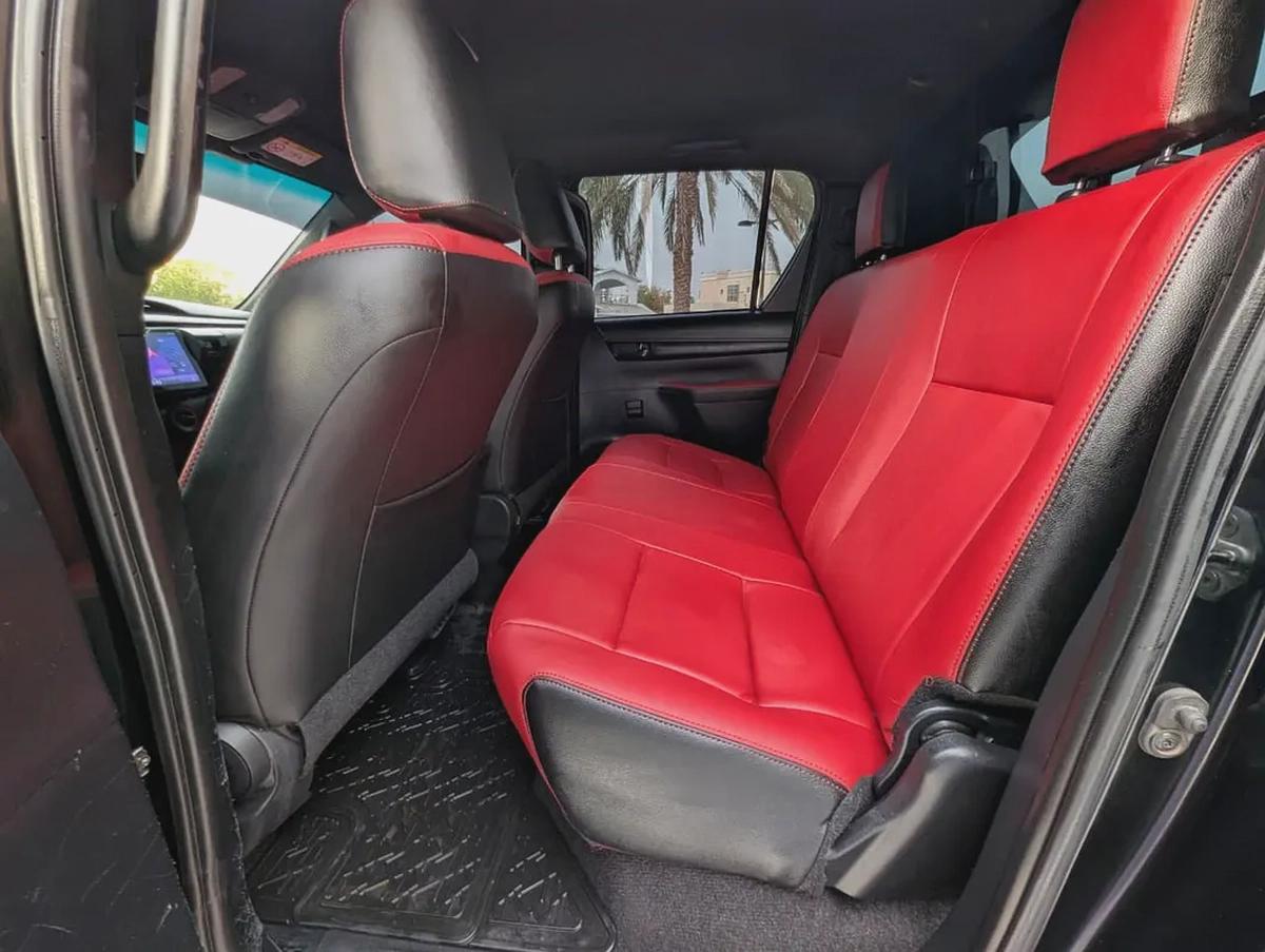 Toyota Hilux Adventure 2022 Facelifted 2026 - GCC Specs - Excellent Condition-6-6