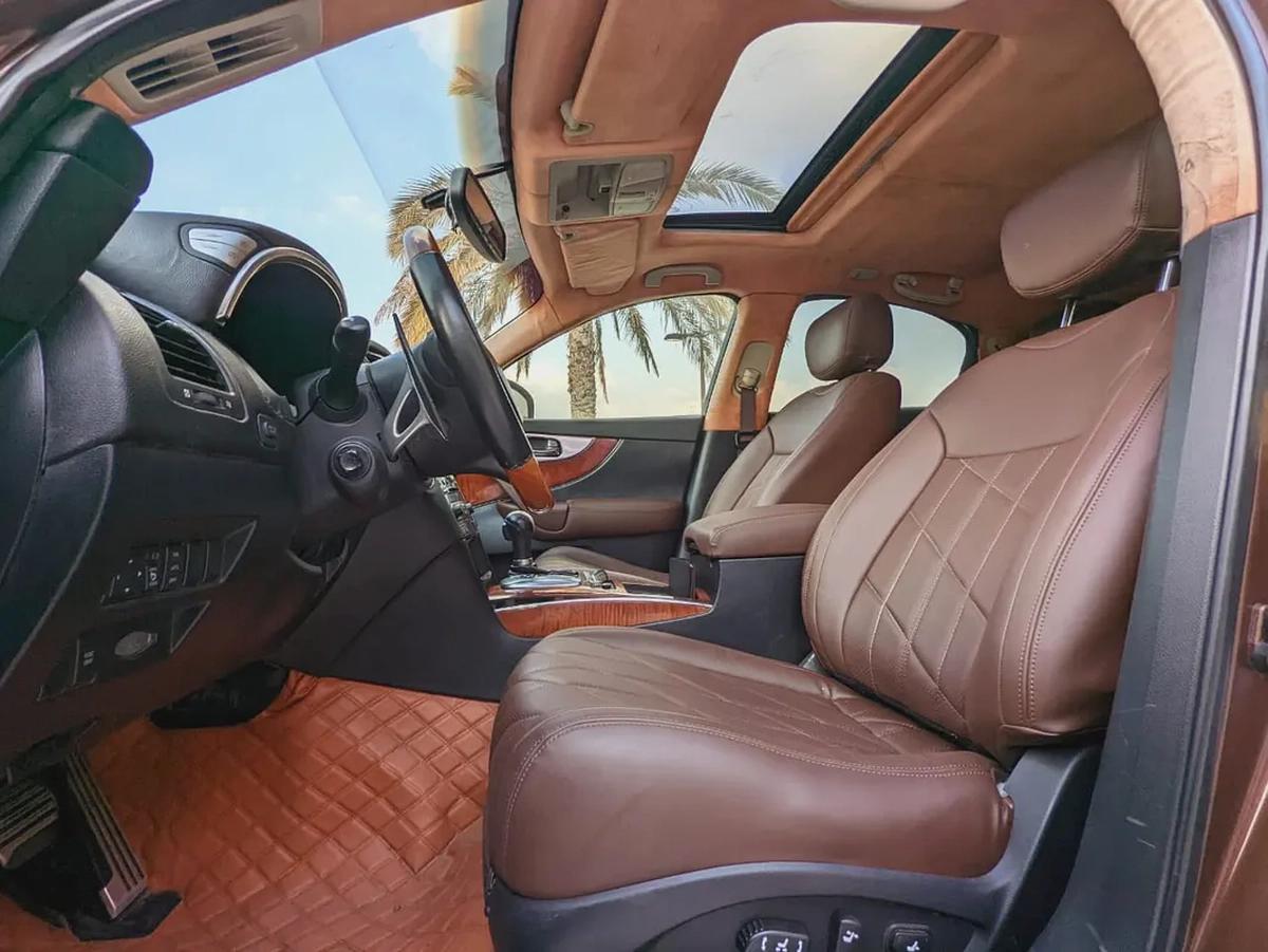 Infiniti FX35 2009 V6 IMMACULATE CONDITION JAPAN SPECS CLEAN INSIDE OUT-12-12