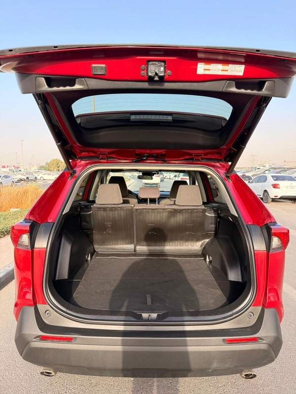 Toyota RAV4 Hybrid XLE 2.5L