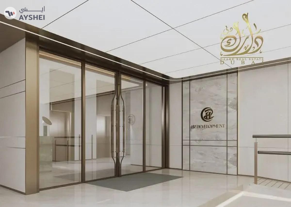 FREEHOLD^PRIME LOCATION^NEAR MTERO^POST HANDOVER-4-4