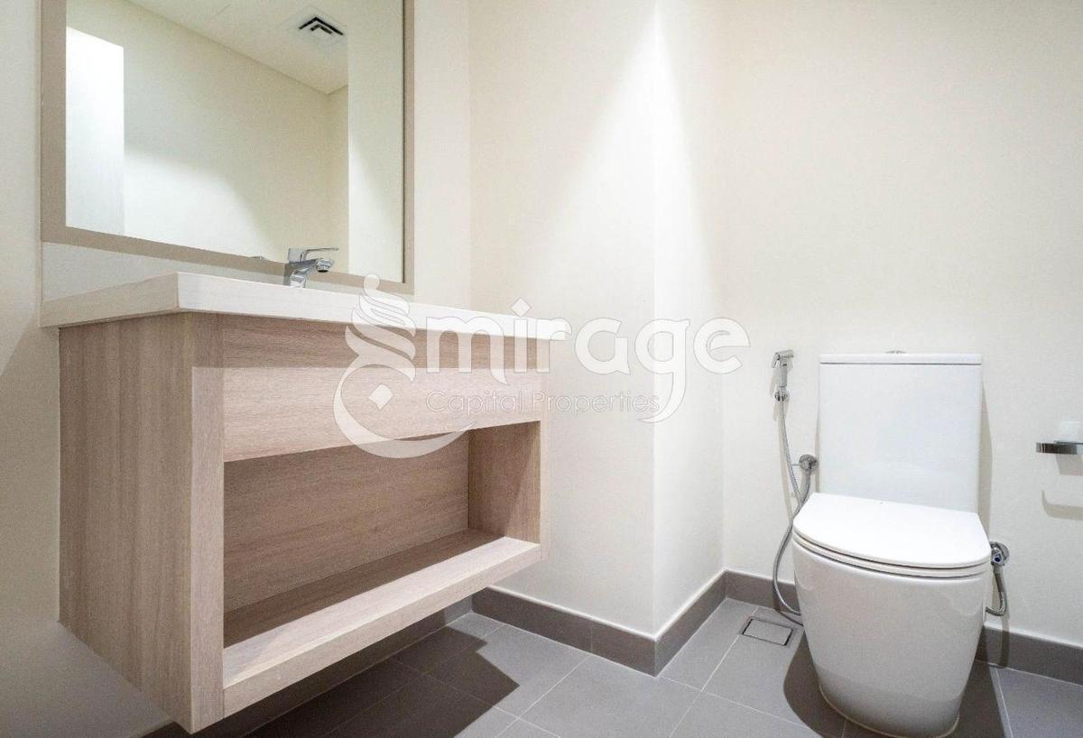 Spacious 3BR TH | Corner Unit |Vacant |Prime Area-7-7