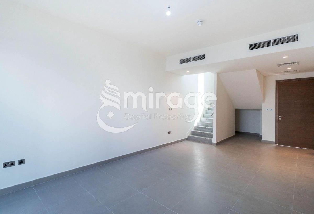 Spacious 3BR TH | Corner Unit |Vacant |Prime Area-3-3