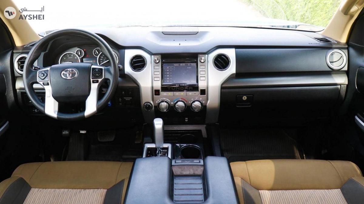 Toyota Tundra SR5-5-5