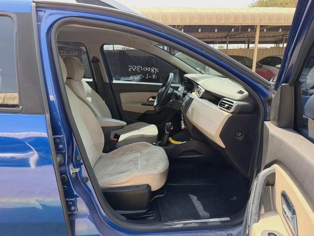 RENAULT DUSTER 4*4-8-8