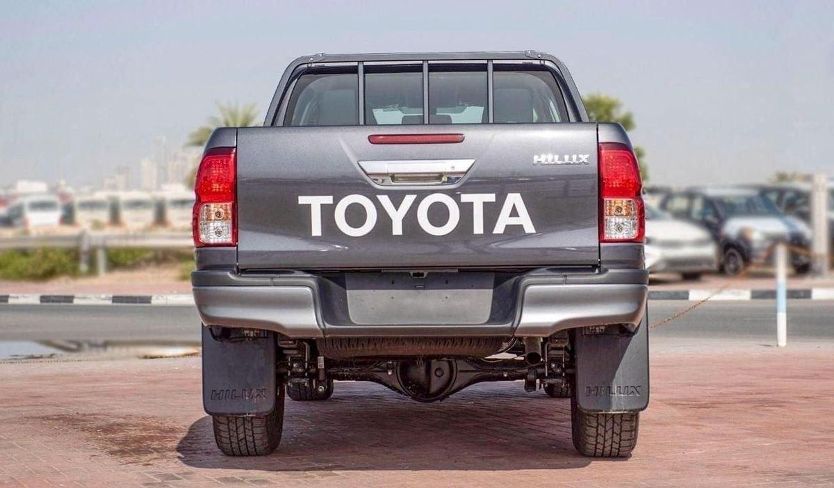 Toyota Hilux TOYOTA HILUX 2.4L MID OPTION A/T MY2025 FOR EXPORT-12-12