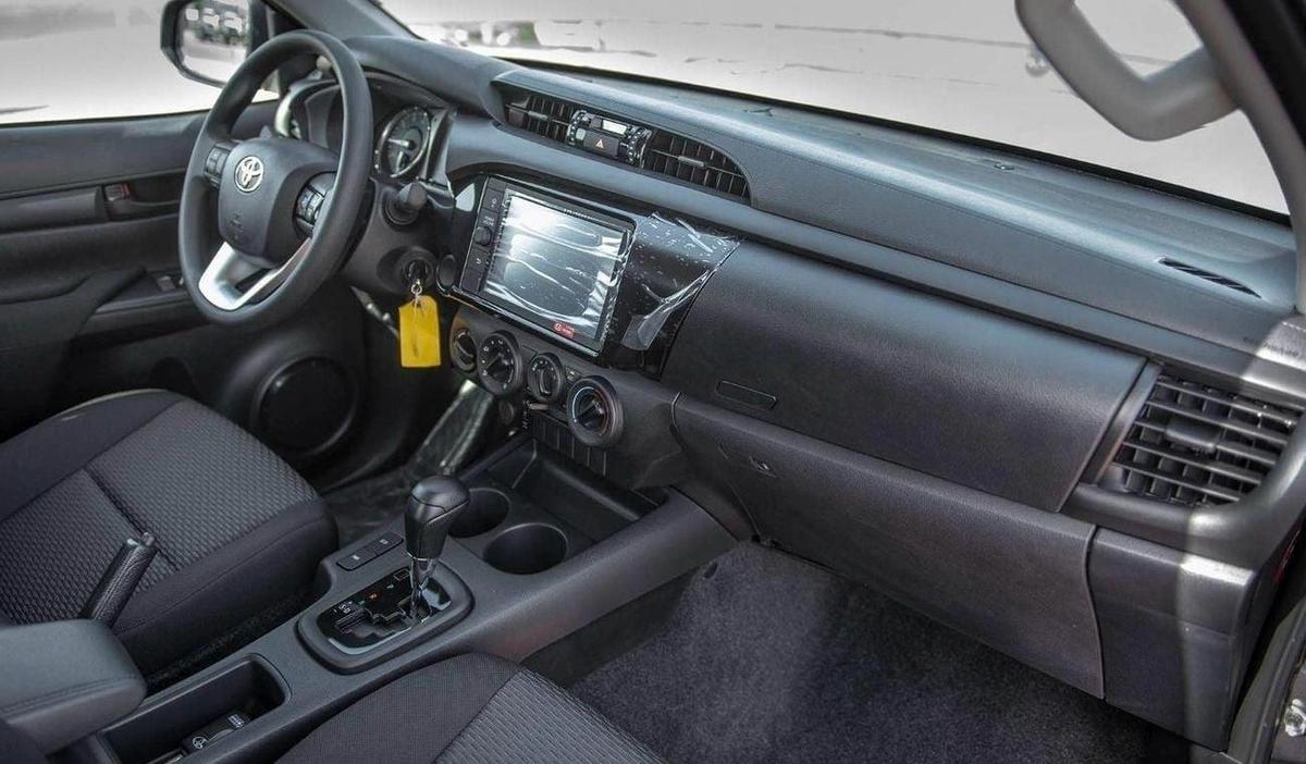 Toyota Hilux TOYOTA HILUX 2.4L MID OPTION A/T MY2025 FOR EXPORT-15-15