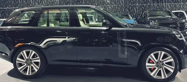 Land Rover Range Rover 2024 GCC specs for 569,000.00 AED