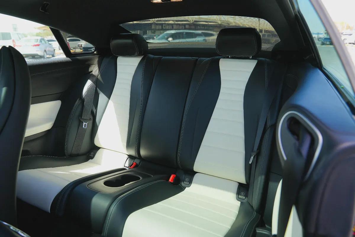 Mercedes-Benz E-Class E 450 2025 - American Specs-10-10