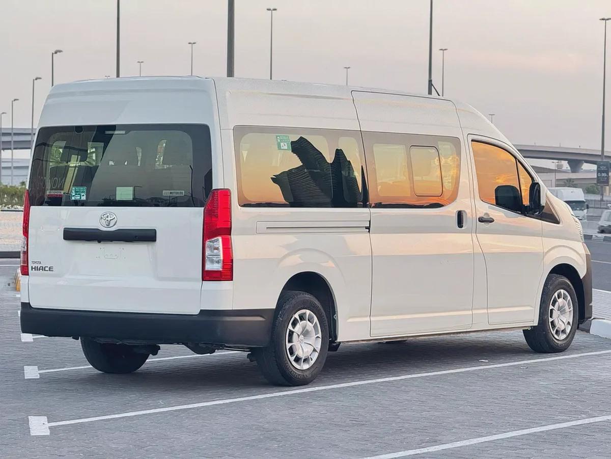 Toyota Haice automatic 2024 very good condition-1-1