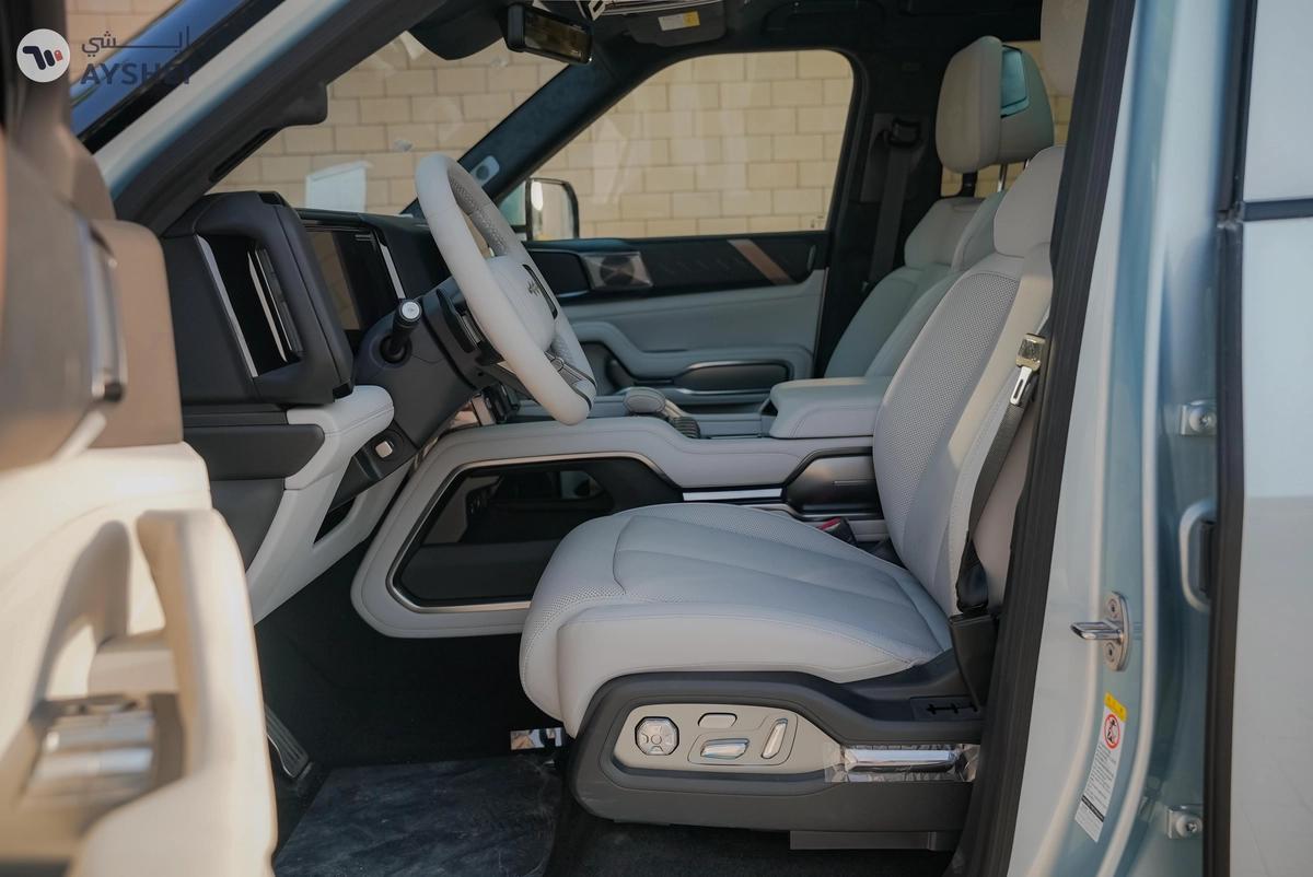 2025 Leopard 8 NEW Flagship 5-seates AWD 0Km-10-10