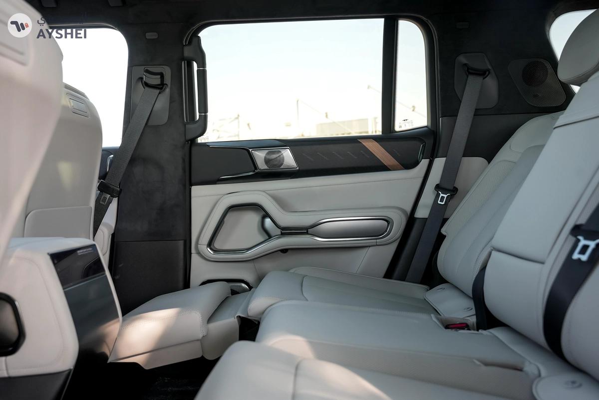 2025 Leopard 8 NEW Flagship 5-seates AWD 0Km-18-18