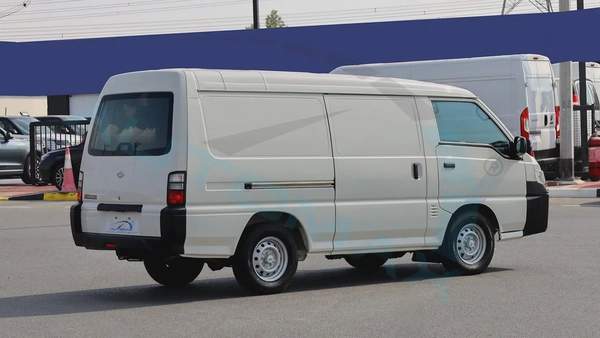 2025 CMC D260 Panel Van 2.4L RWD GCC 0Km With 3 Years Or 100,000 Km Warranty
