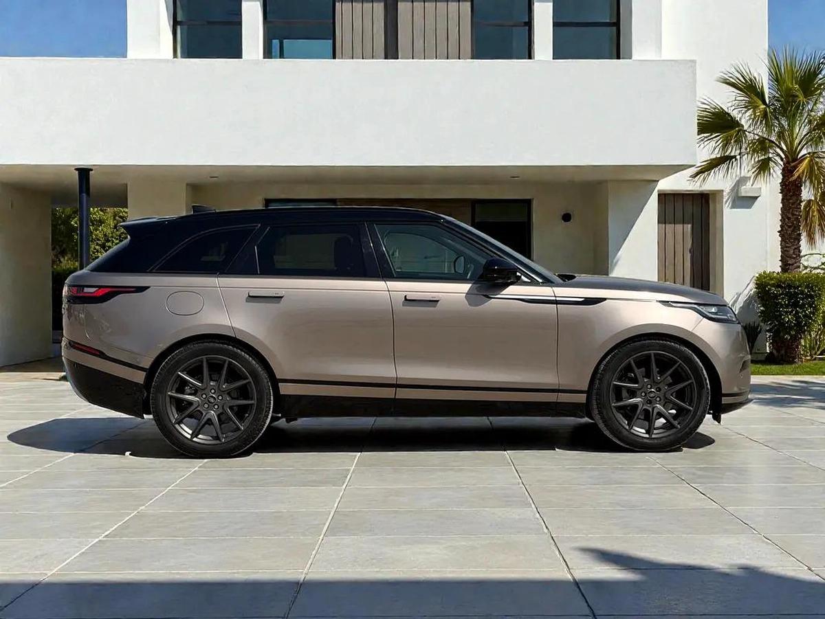 AED 2,370 P.M | 0% DOWN PAYMENT | RANGE ROVER VELAR P250 S | 2023-9-9