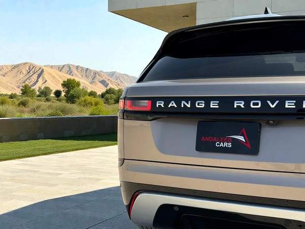 AED 2,370 P.M | 0% DOWN PAYMENT | RANGE ROVER VELAR P250 S | 2023