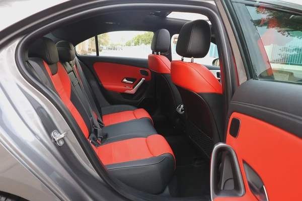 MERCEDES-BENZ A35-( AMG ENGINE)-8700km-2024-UNDER WARRANTY SERVICE CONTRACT