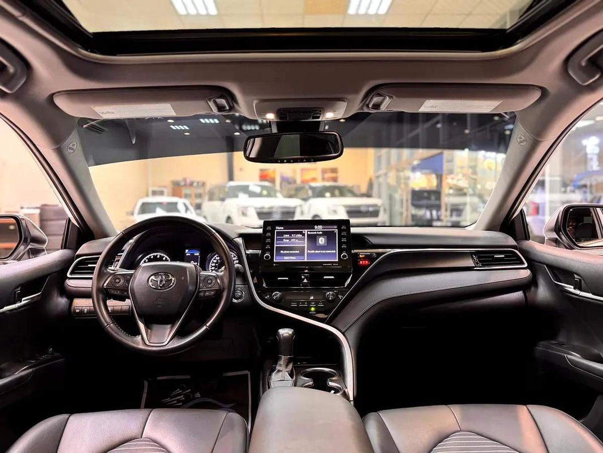 CAMRY SE / 23,000 Km / FULL OPTION / 3 YEARS WARRANTY-12-12