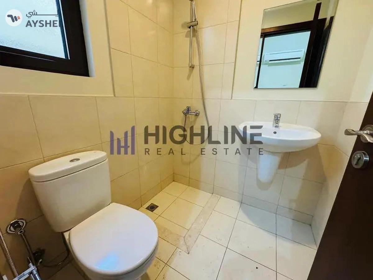 Prime Location |Well Maintained | Landscaped Garden-17-17