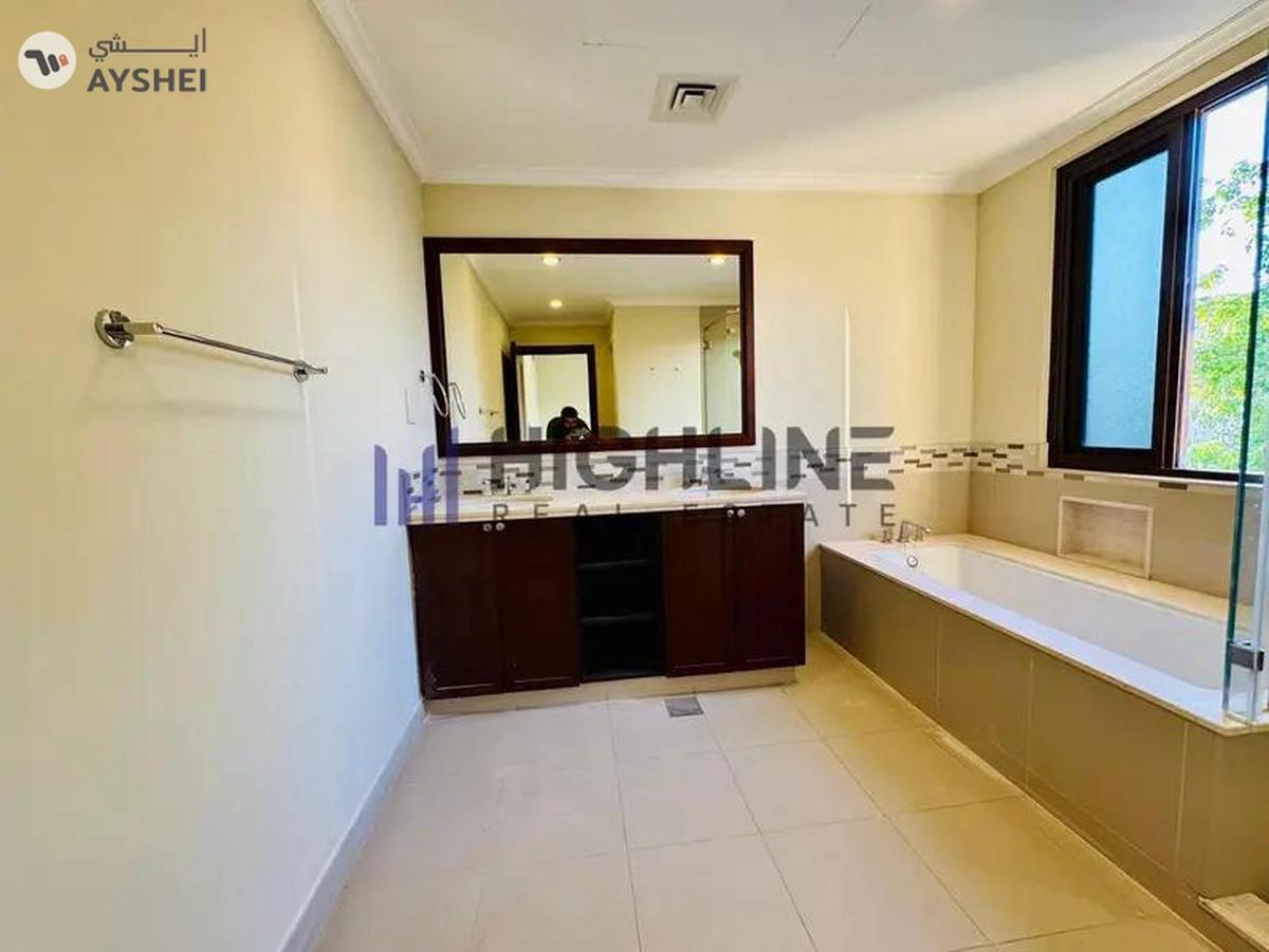 Prime Location |Well Maintained | Landscaped Garden-21-21