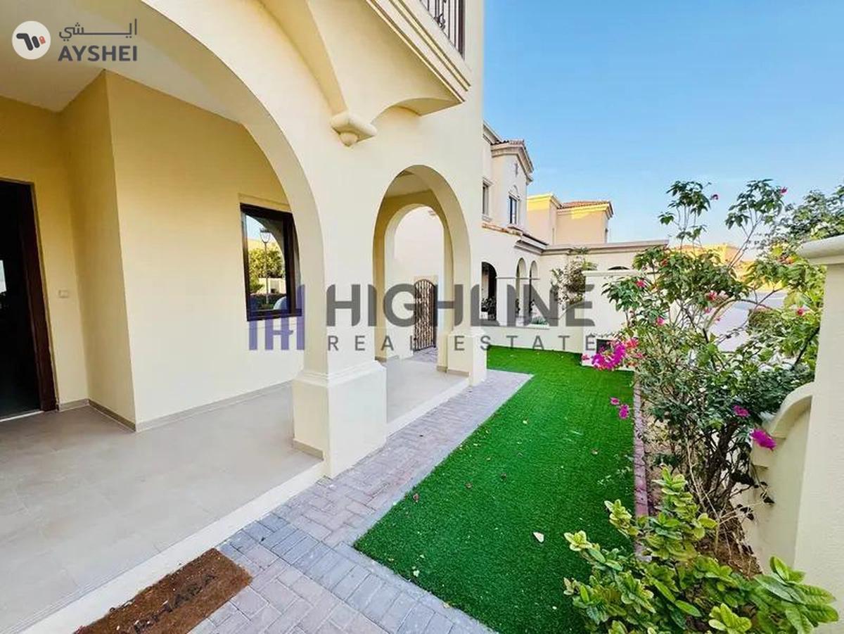 Prime Location |Well Maintained | Landscaped Garden-25-25