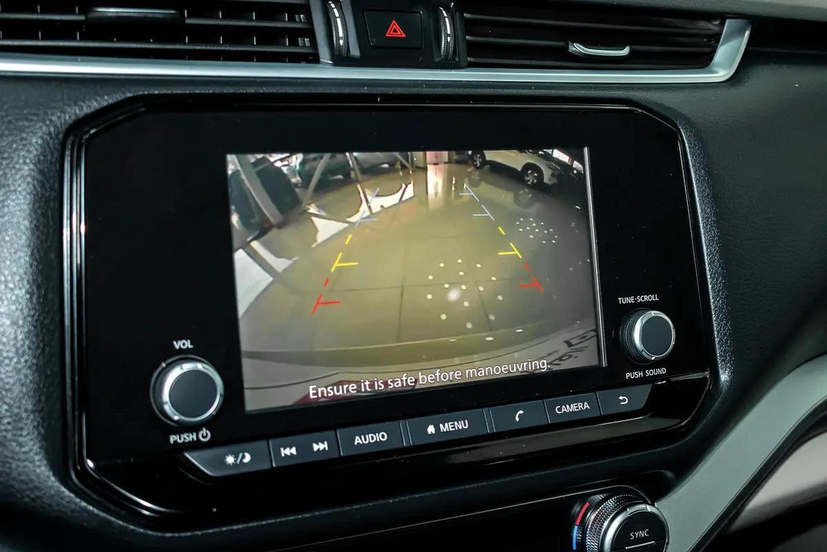 Nissan Xterra Titanium-7-7