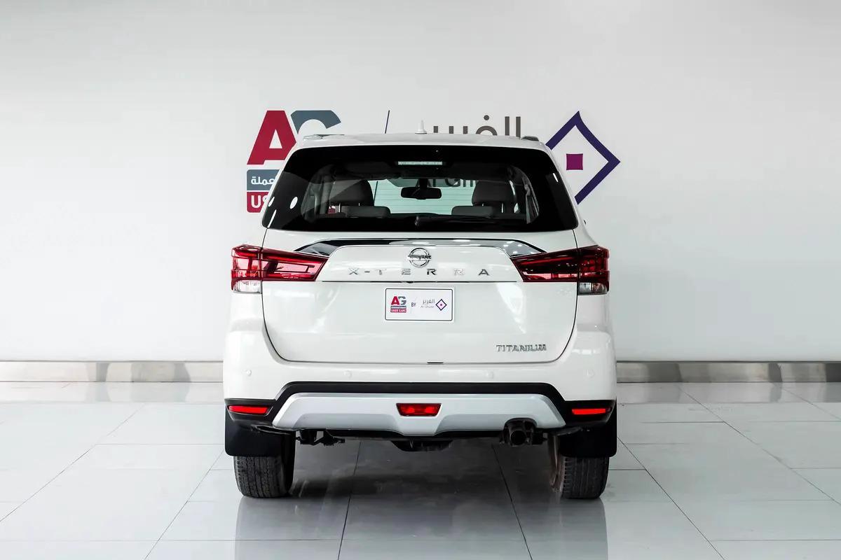 Nissan Xterra Titanium-4-4