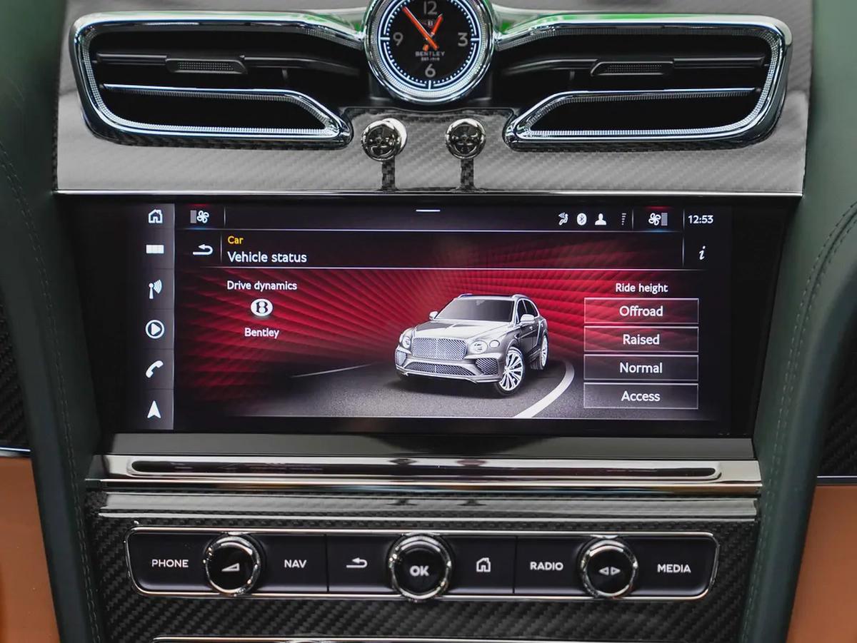 2022 BENTAYGA BLACKLINE - TOURING PACKAGE - MULLINER - CARBON PACKAGE WITH NAIM-10-10