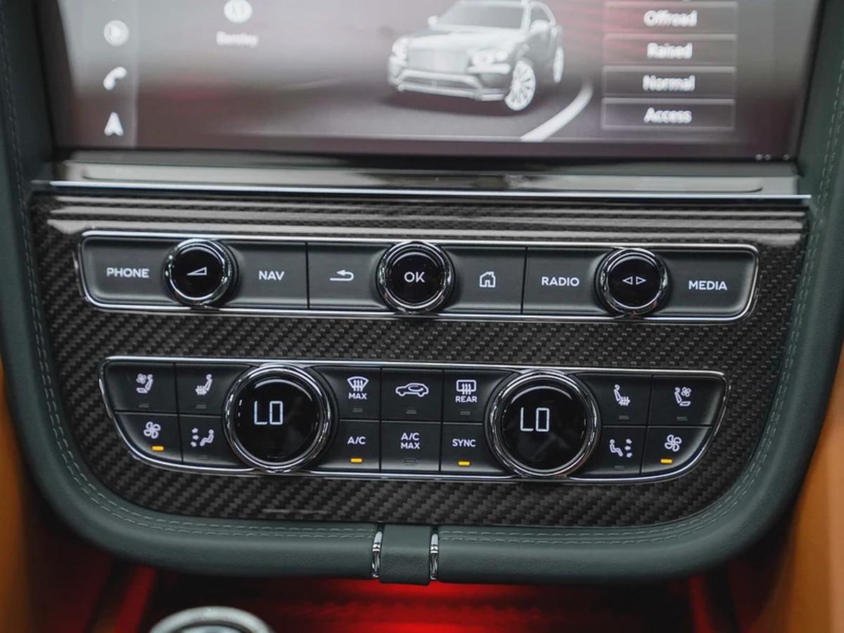 2022 BENTAYGA BLACKLINE - TOURING PACKAGE - MULLINER - CARBON PACKAGE WITH NAIM-11-11