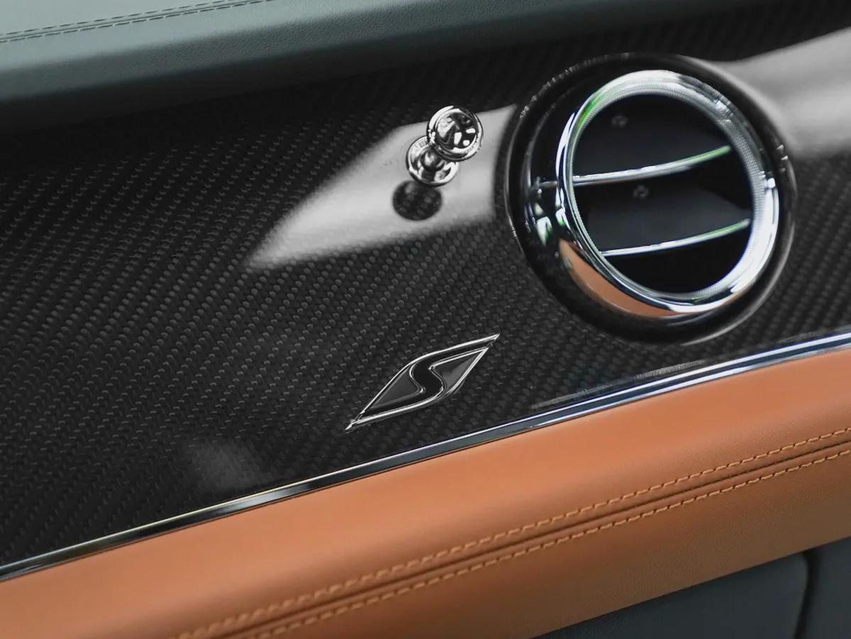 2022 BENTAYGA BLACKLINE - TOURING PACKAGE - MULLINER - CARBON PACKAGE WITH NAIM-13-13