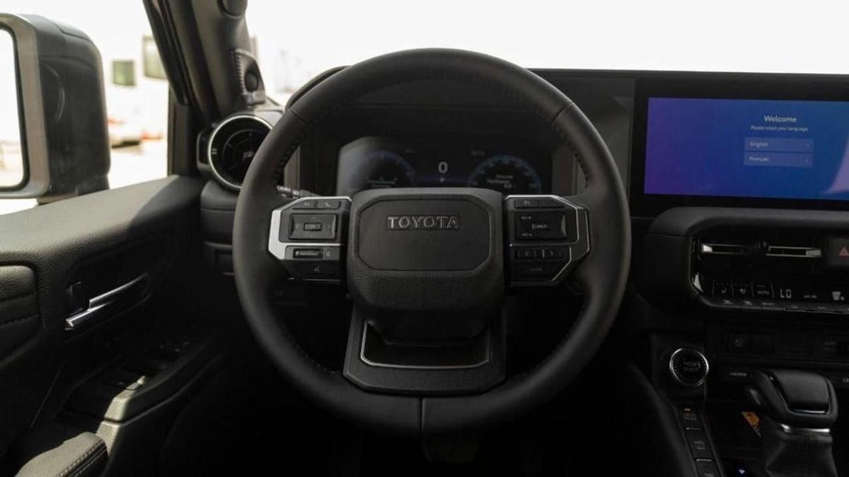 Toyota Prado VX+ FULL OPTION DIESEL-9-9