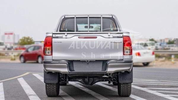 Toyota Hilux TOYOTA HILUX DC 2.4L Diesel MT 4X4 P.WINDOW 2025