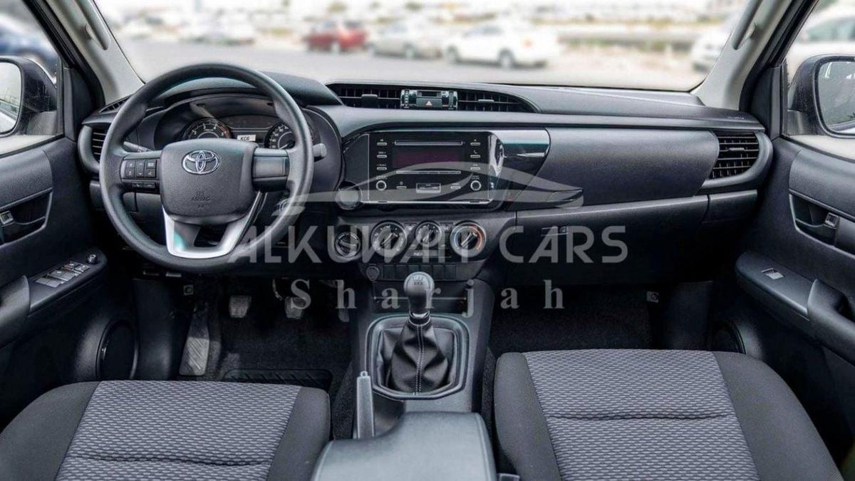 Toyota Hilux TOYOTA HILUX DC 2.4L Diesel MT 4X4 P.WINDOW 2025-11-11