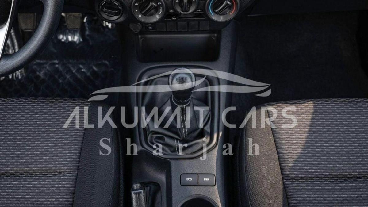 Toyota Hilux Toyota HILUX 2.4L Diesel MT MY2025-17-17