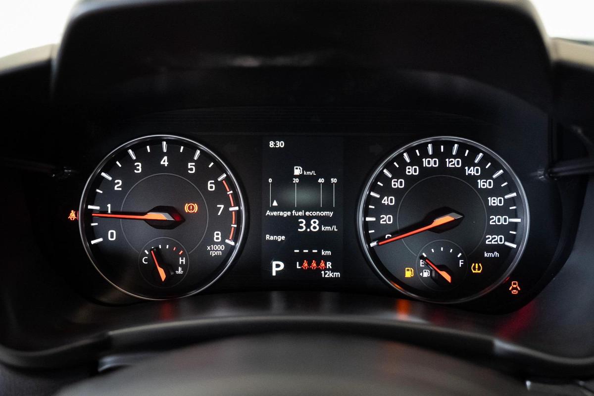Suzuki Dzire GLX-12-12
