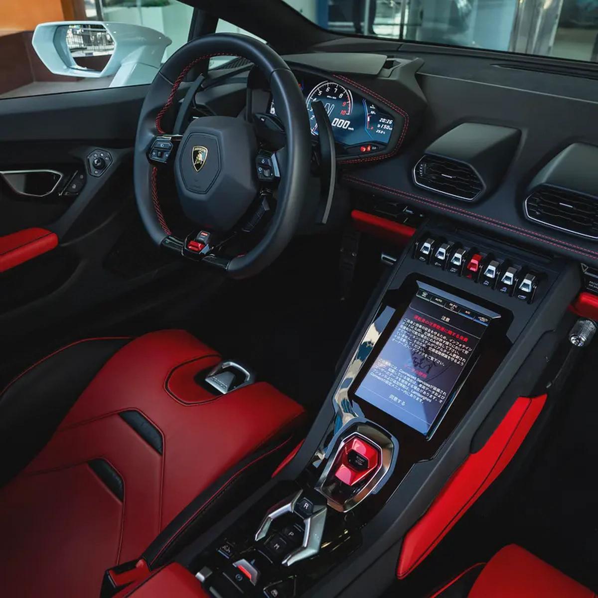 2021 LAMBOPRGHINI HURACAN EVO SPYDER DONEONLY 10,000KM( WITH ONE YEAR WARRANTY+ SERVICE)-17-17