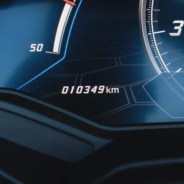 2021 LAMBOPRGHINI HURACAN EVO SPYDER DONEONLY 10,000KM( WITH ONE YEAR WARRANTY+ SERVICE)