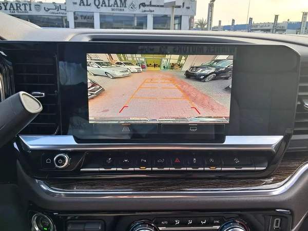 GMC Sierra SLE 5.3L Gcc Specs Single Owner 100% Original Paint Accident Free Very Well Maintained