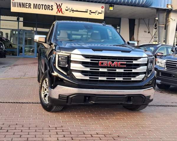 GMC Sierra SLE 5.3L Gcc Specs Single Owner 100% Original Paint Accident Free Very Well Maintained