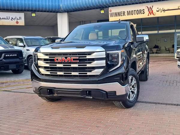 GMC Sierra SLE 5.3L Gcc Specs Single Owner 100% Original Paint Accident Free Very Well Maintained