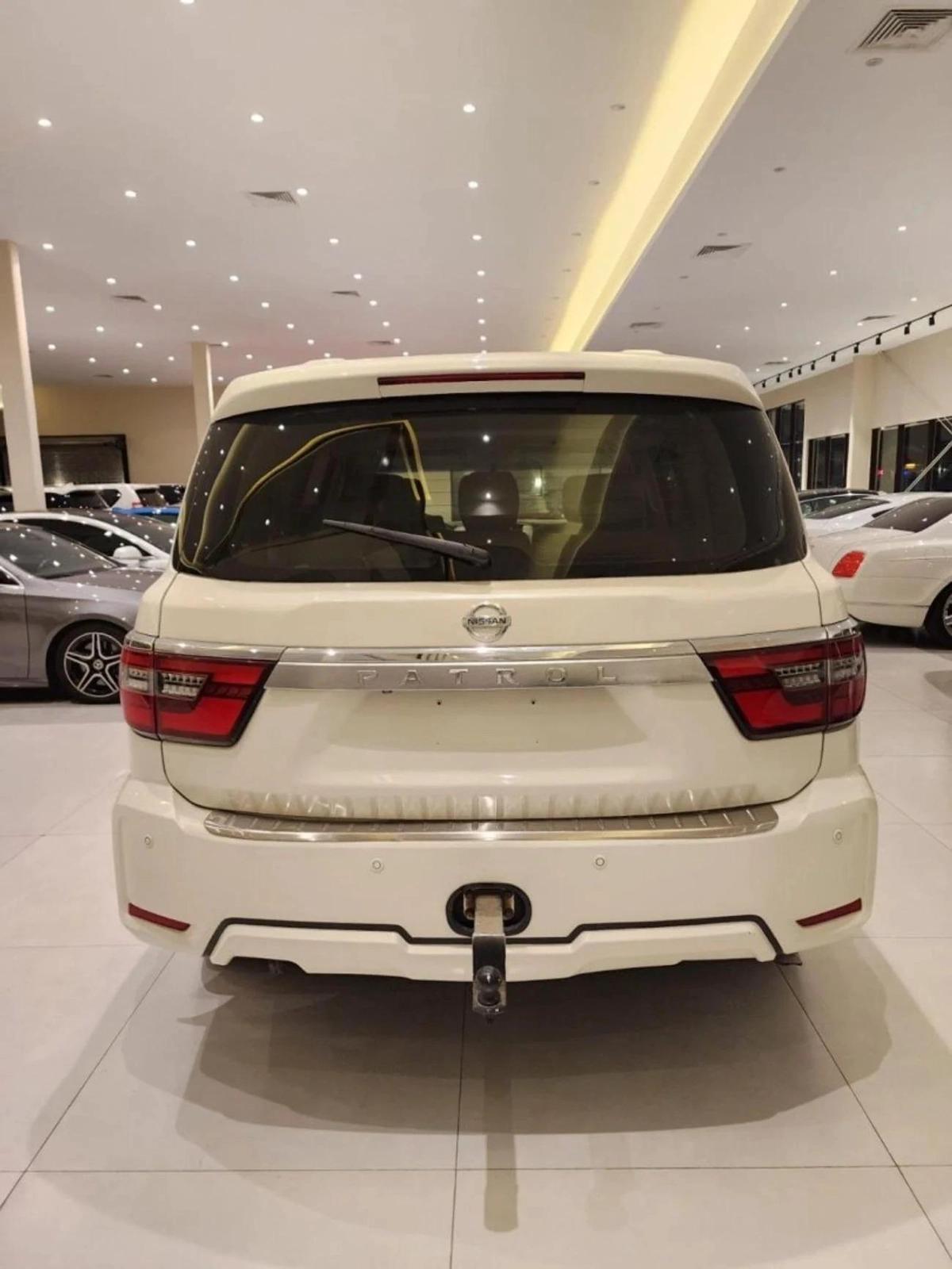 Nissan Patrol SE Platinum City 320 HP 2020 KT GCC-5-5