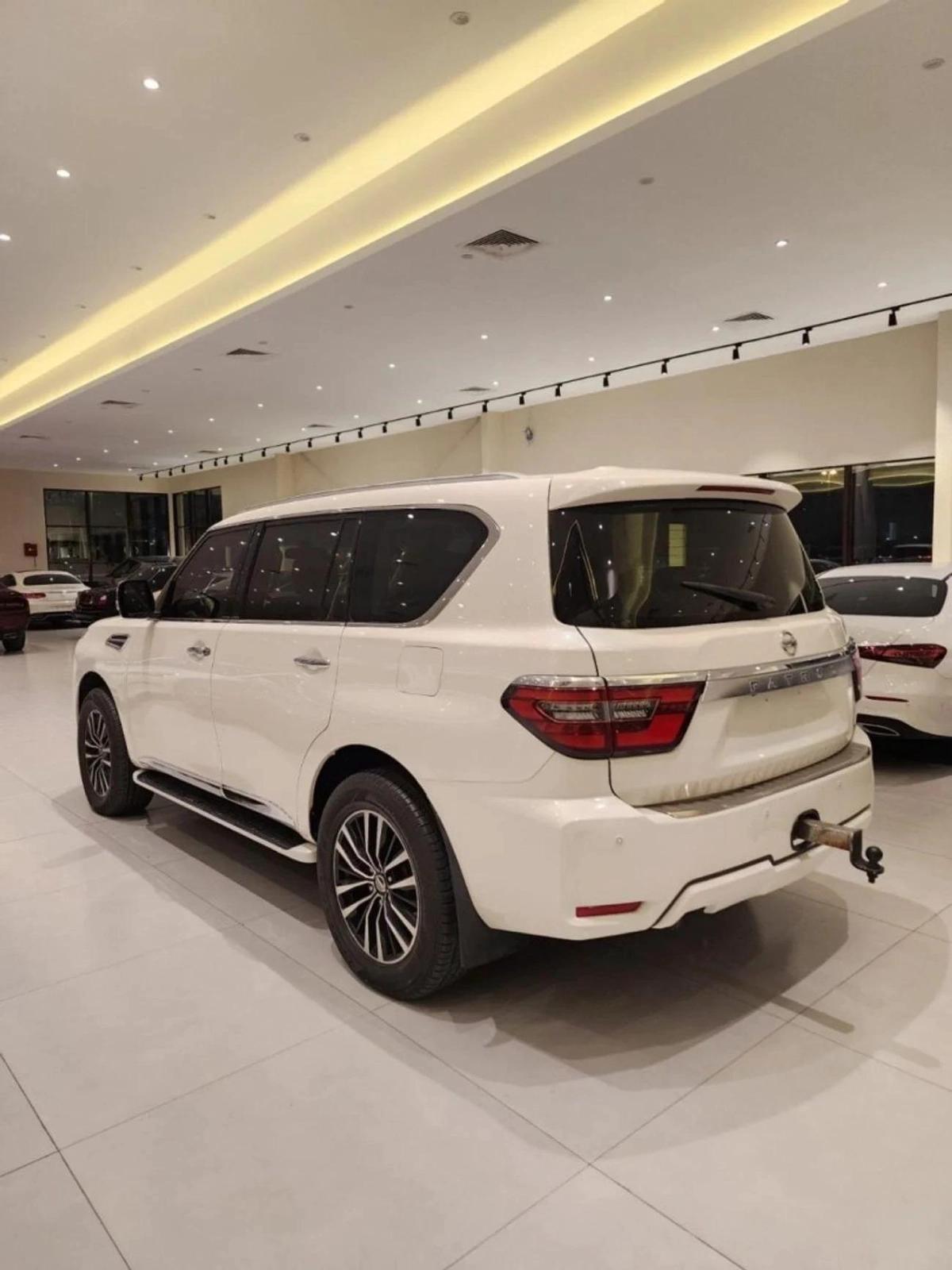Nissan Patrol SE Platinum City 320 HP 2020 KT GCC-4-4