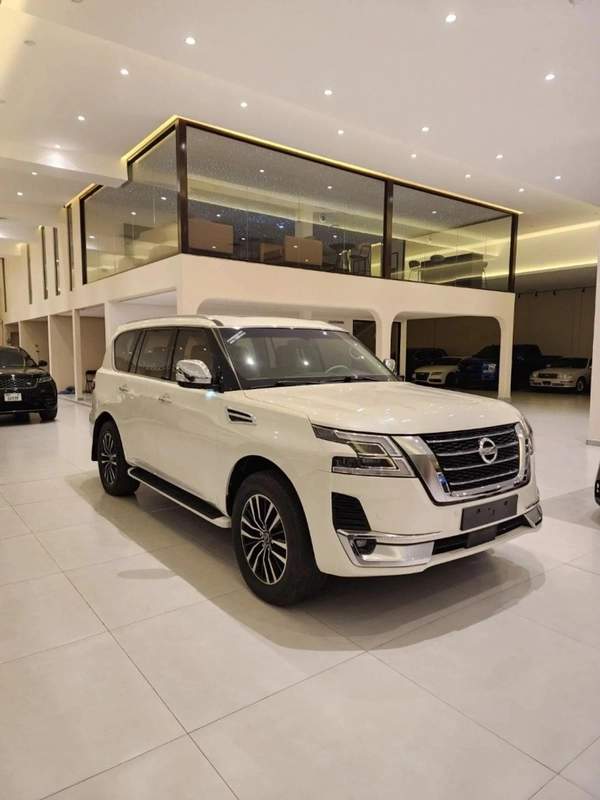 Nissan Patrol SE Platinum City 320 HP 2020 KT GCC