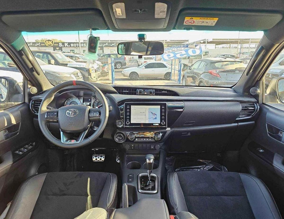 Toyota Hilux GR SPORT / EURO 4 / A/T / 4.0L V6 PETROL / 360* CAMERA / LEATHER SEATS / FULL OPTION (CODE # 69087)-9-9